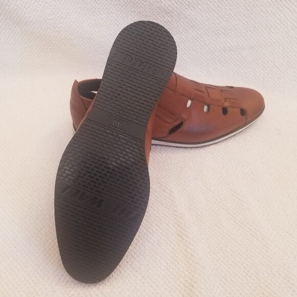 Smart mens leather slip ons. - Picture 5 of 6